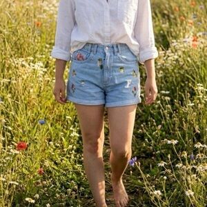 Jou Jou Light Blue Denim Shorts with Colorful Embroidery 1990s